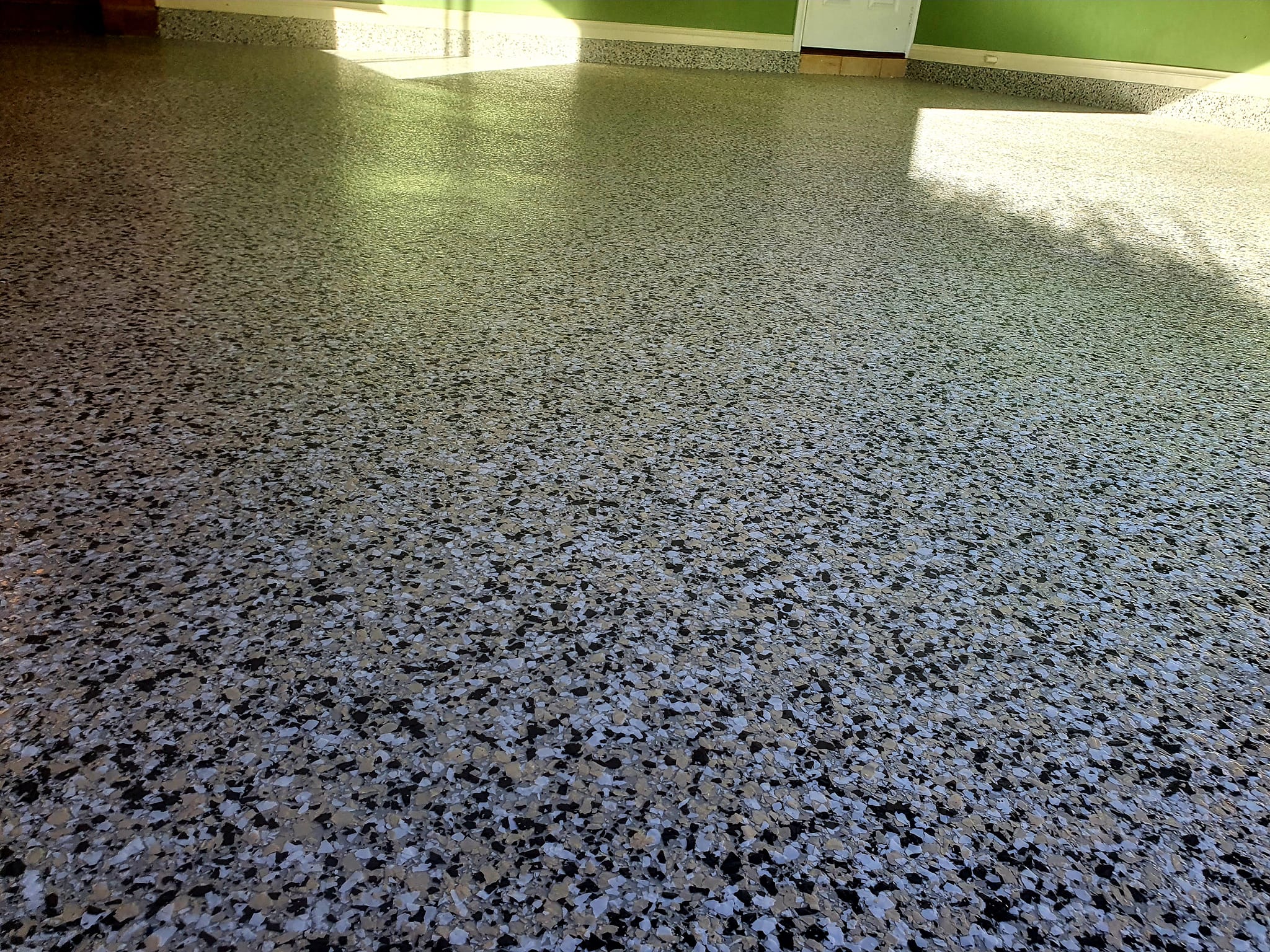 epoxy-flake-coating-canberra